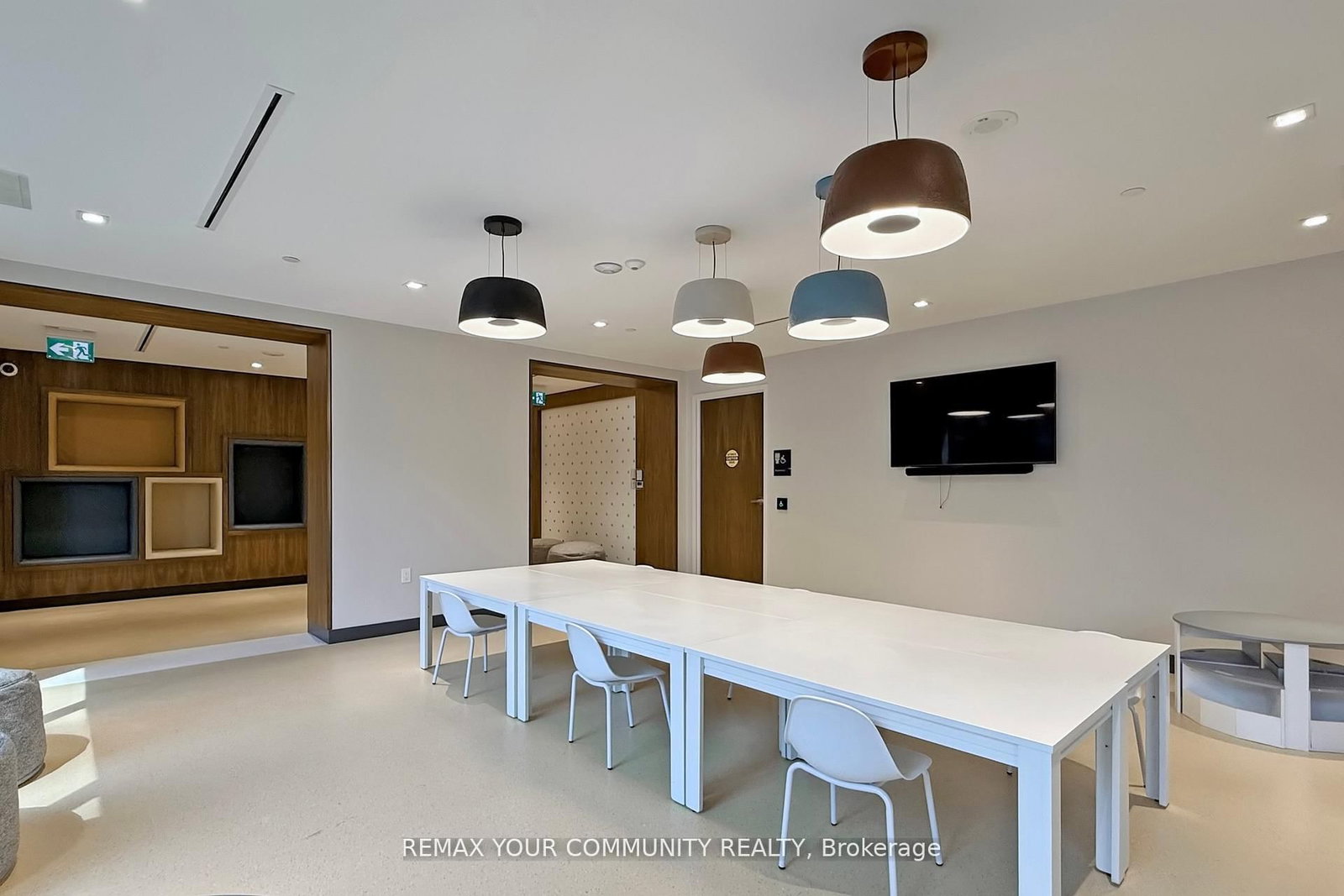 7 Golden Lion Heights Street, Unit N421 - Photo 42