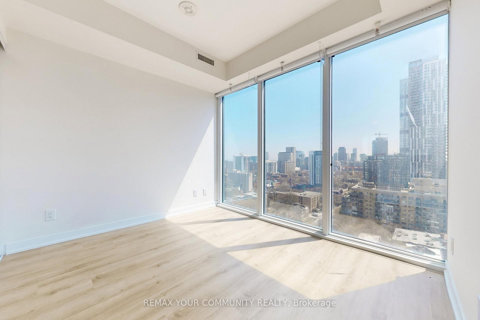 319 Jarvis Street E, Unit 1817 - Photo 10