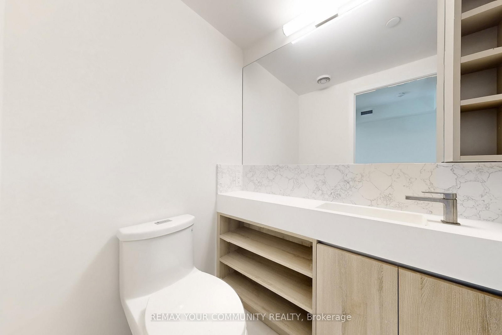 319 Jarvis Street E, Unit 1817 - Photo 19