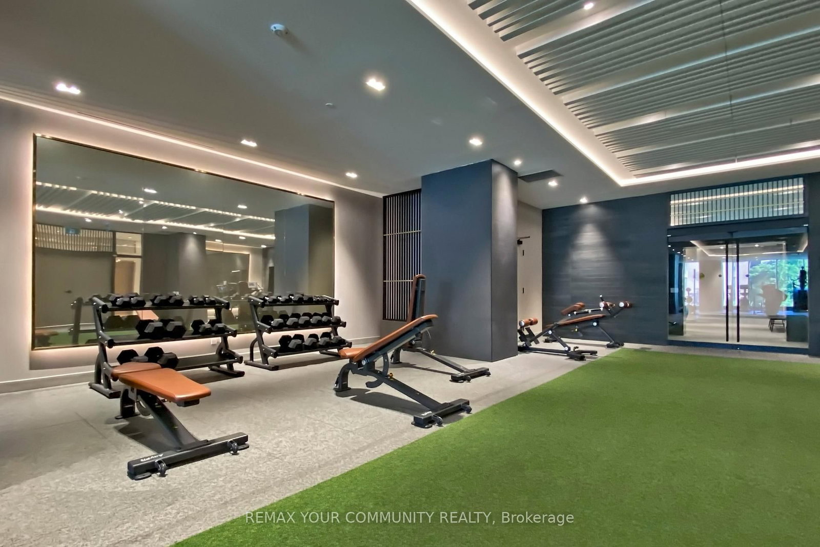 319 Jarvis Street E, Unit 1817 - Photo 32