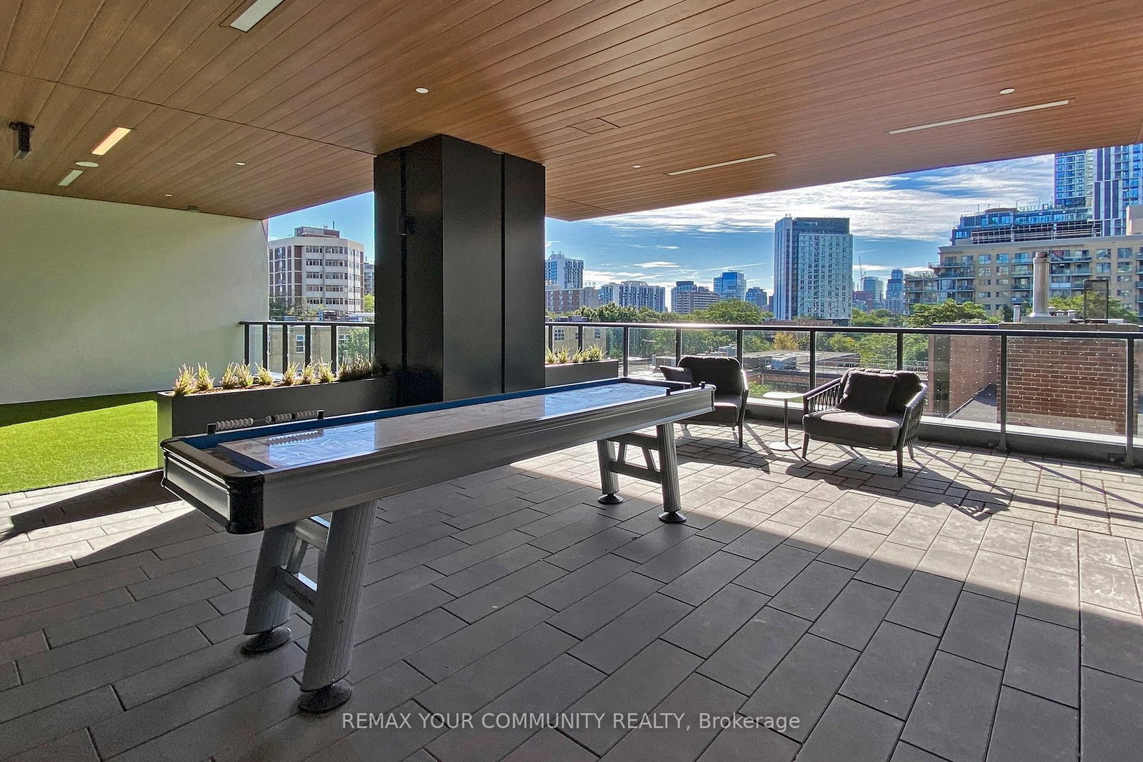 319 Jarvis Street E, Unit 1817 - Photo 38