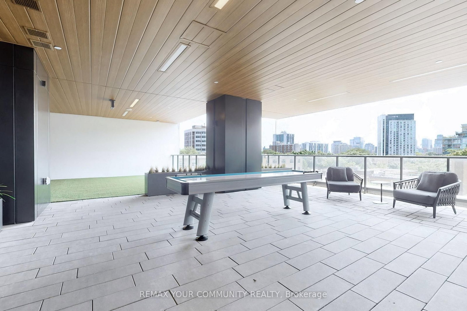 319 Jarvis Street E, Unit 1817 - Photo 40