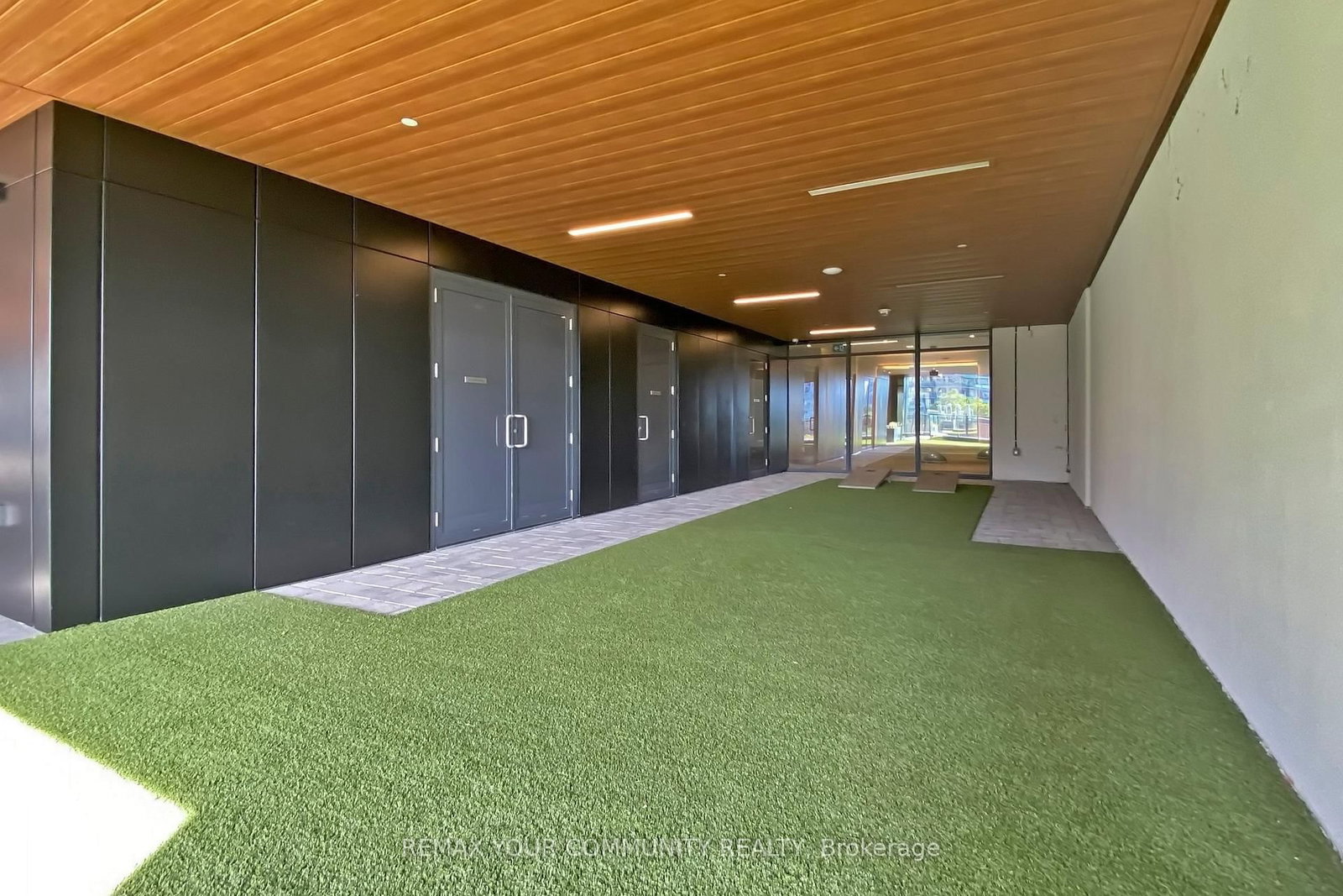 319 Jarvis Street E, Unit 1817 - Photo 42