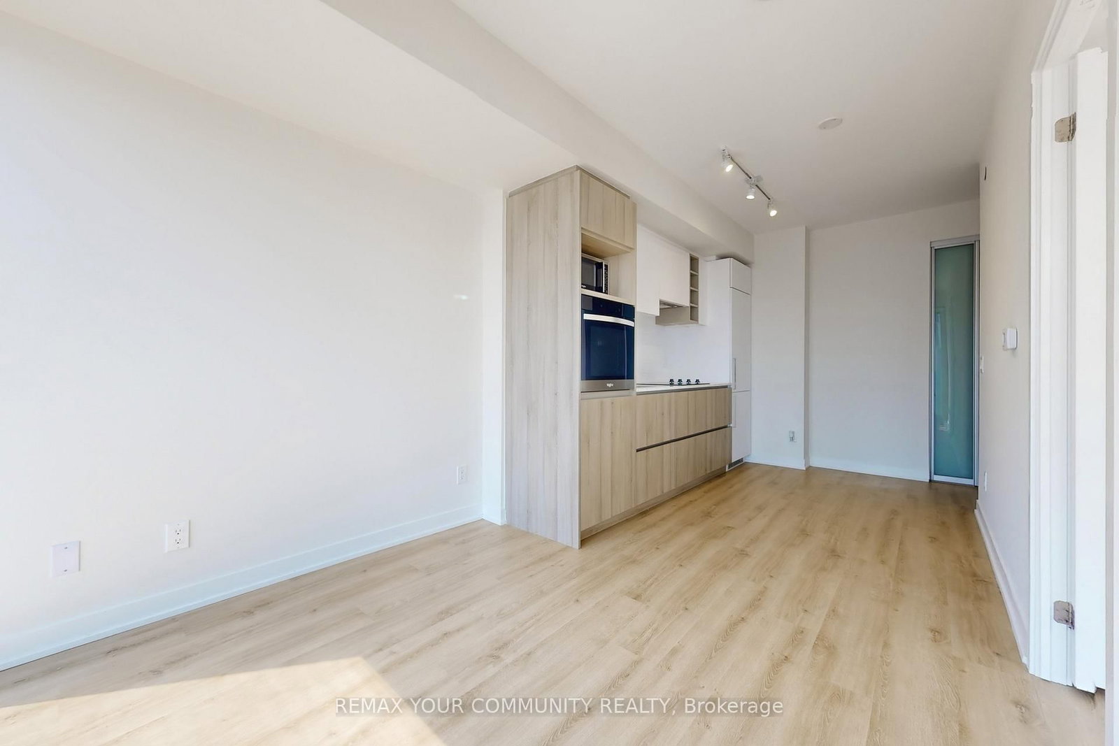 319 Jarvis Street E, Unit 1817 - Photo 6