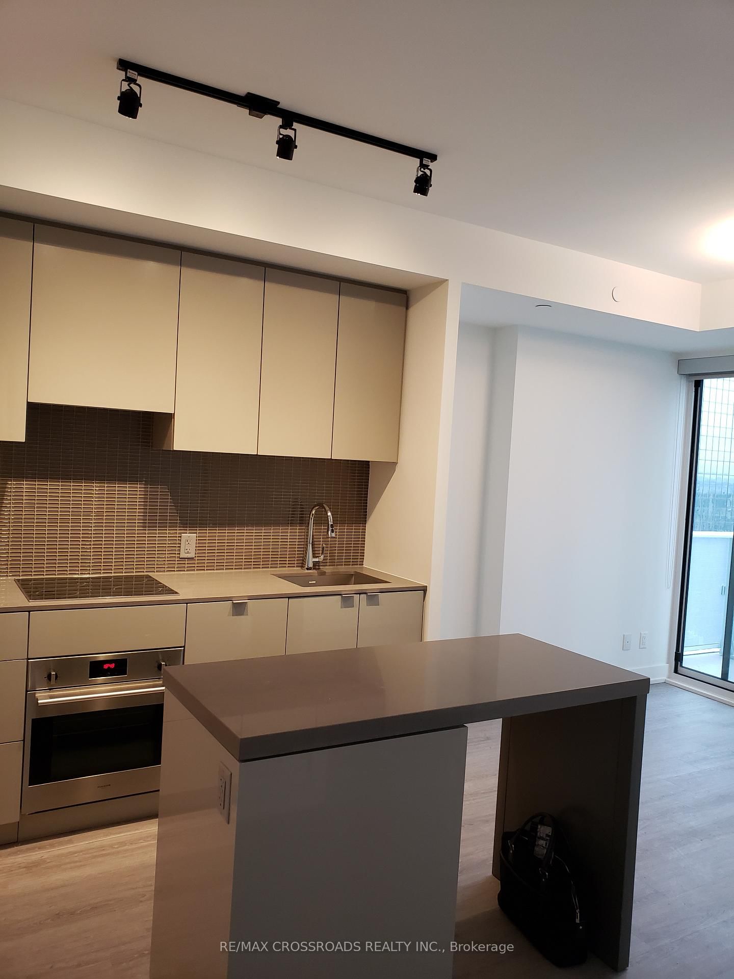 7 Grenville Street, Unit 3313 - Photo 4