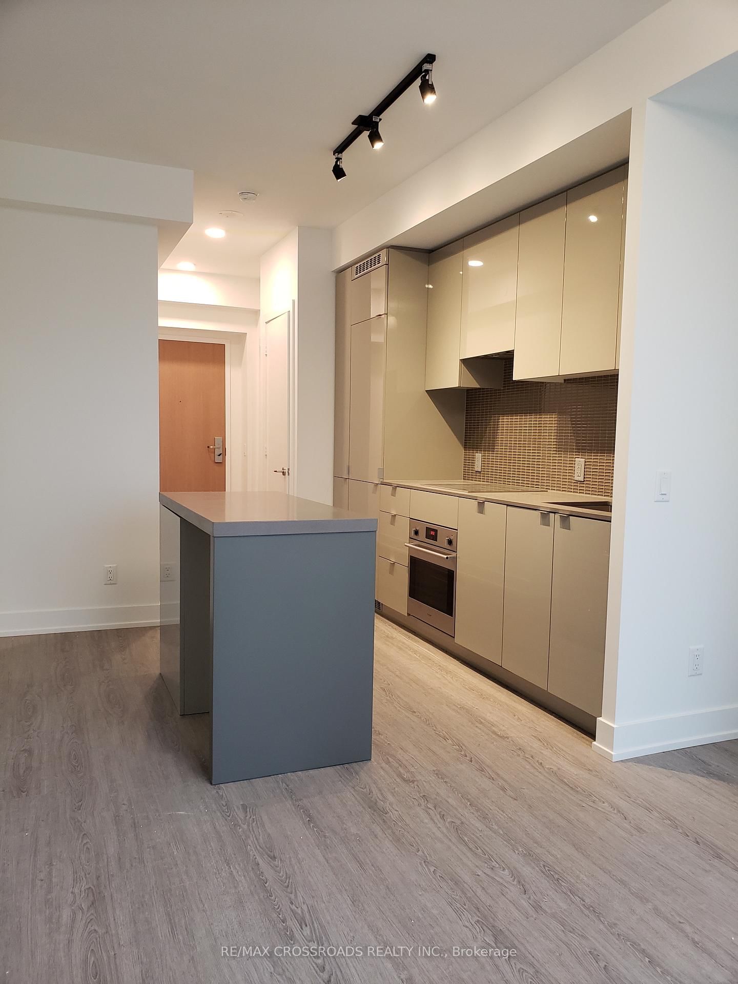 7 Grenville Street, Unit 3313 - Photo 6