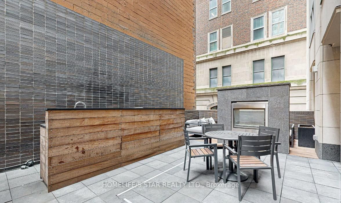 70 Temperance Street, Unit 314 - Photo 20