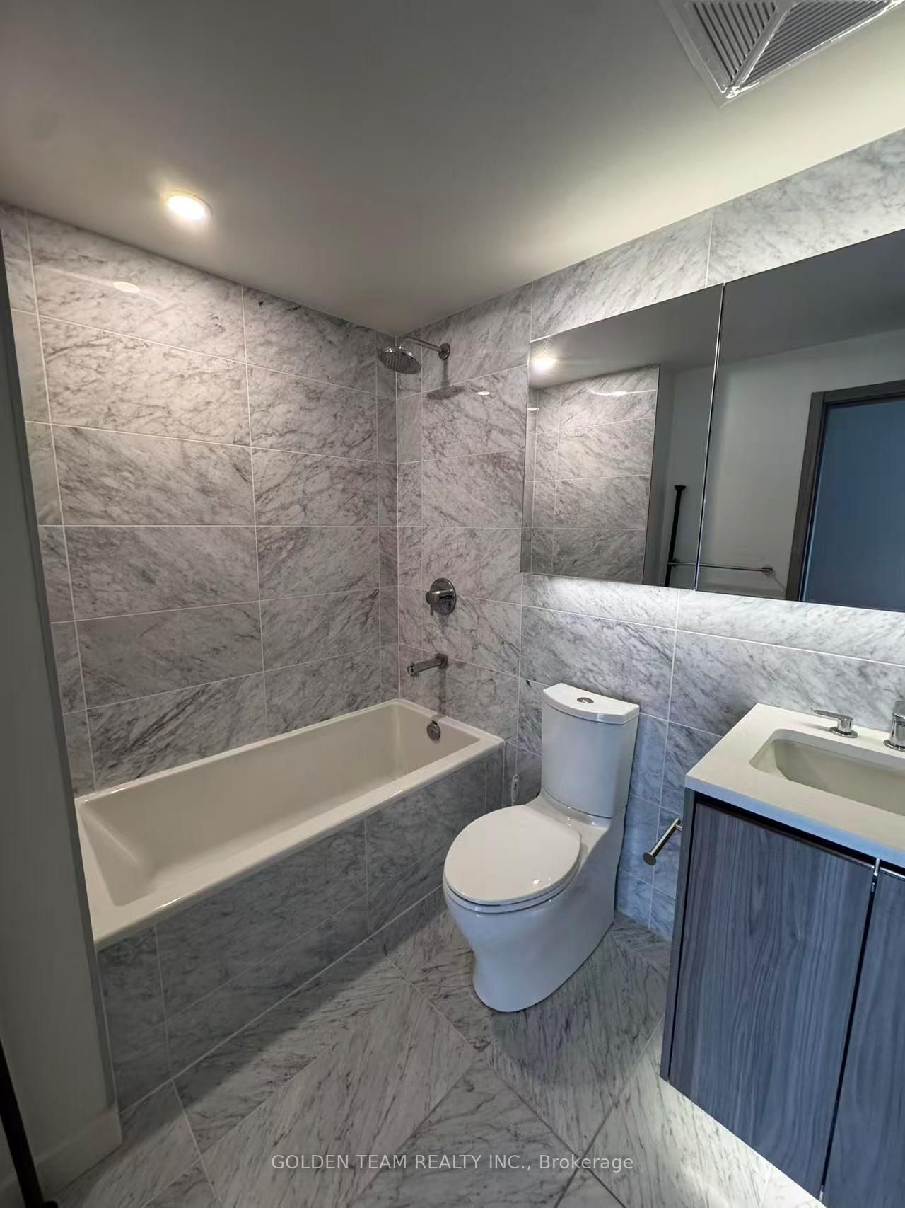 95 Mcmahon Drive, Unit 3506 - Photo 10