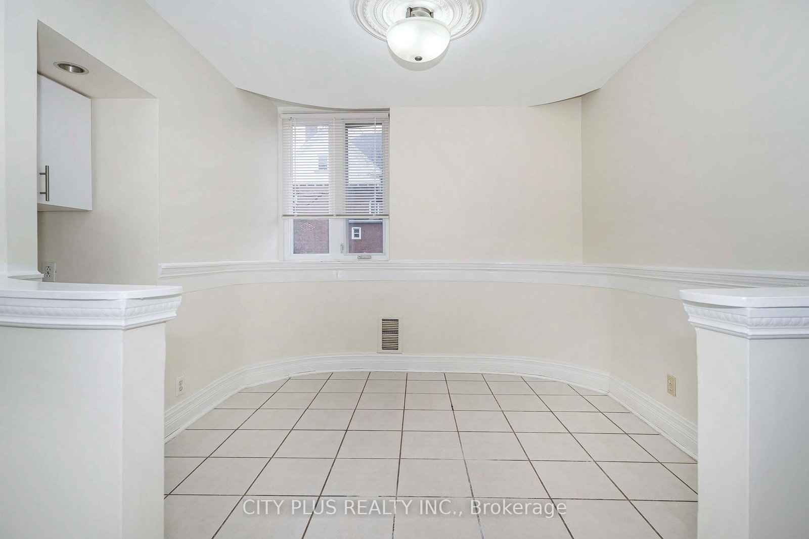 88 Lowther Avenue, Unit 102 - Photo 6