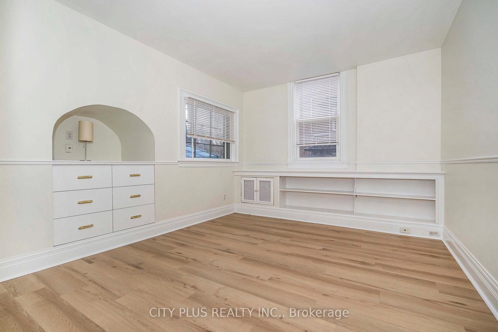 88 Lowther Avenue, Unit 102 - Photo 8