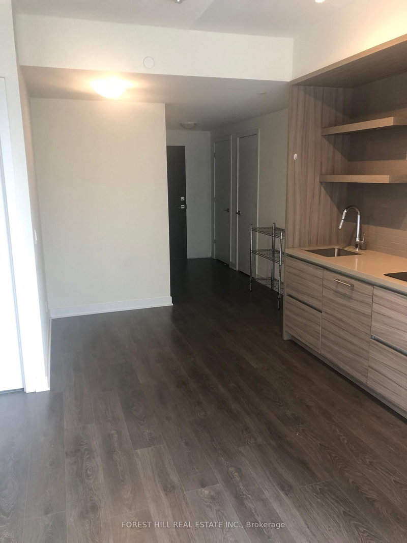 805 - 2221 Yonge St, Toronto, M4S 2B4 | Image 3