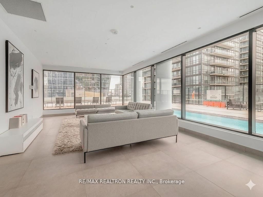 55 Ontario Street, Unit 706 - Photo 14
