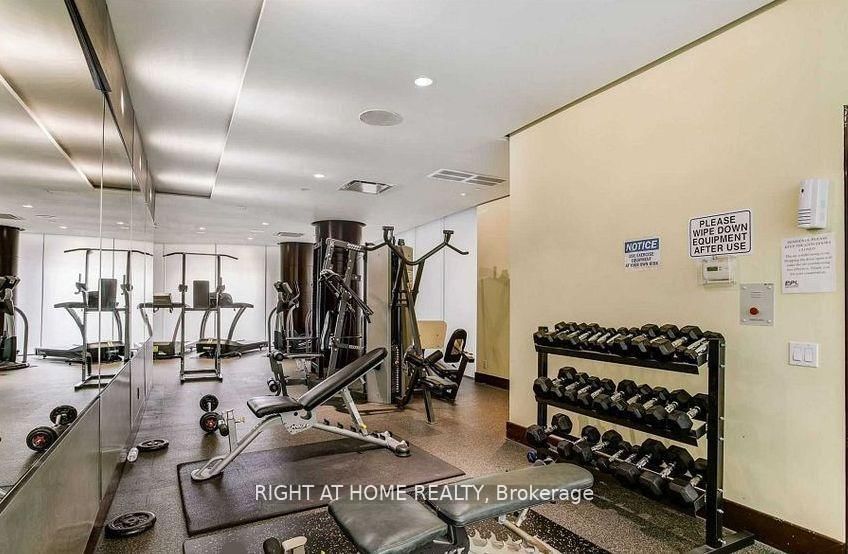15 Northtown Way, Unit 1716 - Photo 18