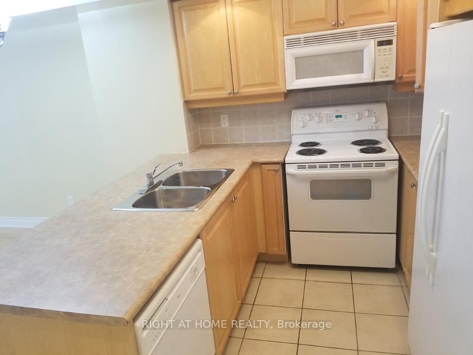 15 Northtown Way, Unit 1716 - Photo 7