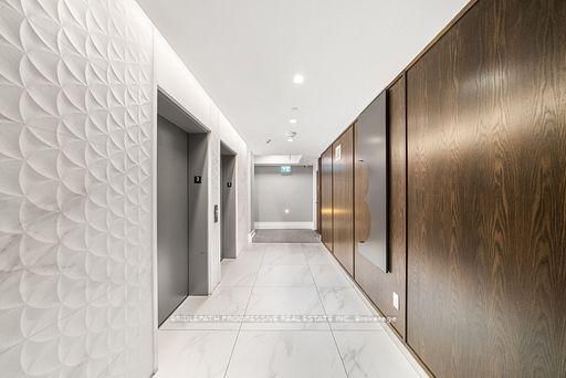 3 Southvale Drive, Unit 303 - Photo 5