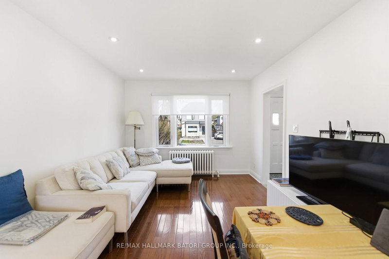 113 Divadale Dr, Toronto, M4G 2P3 | Image 3