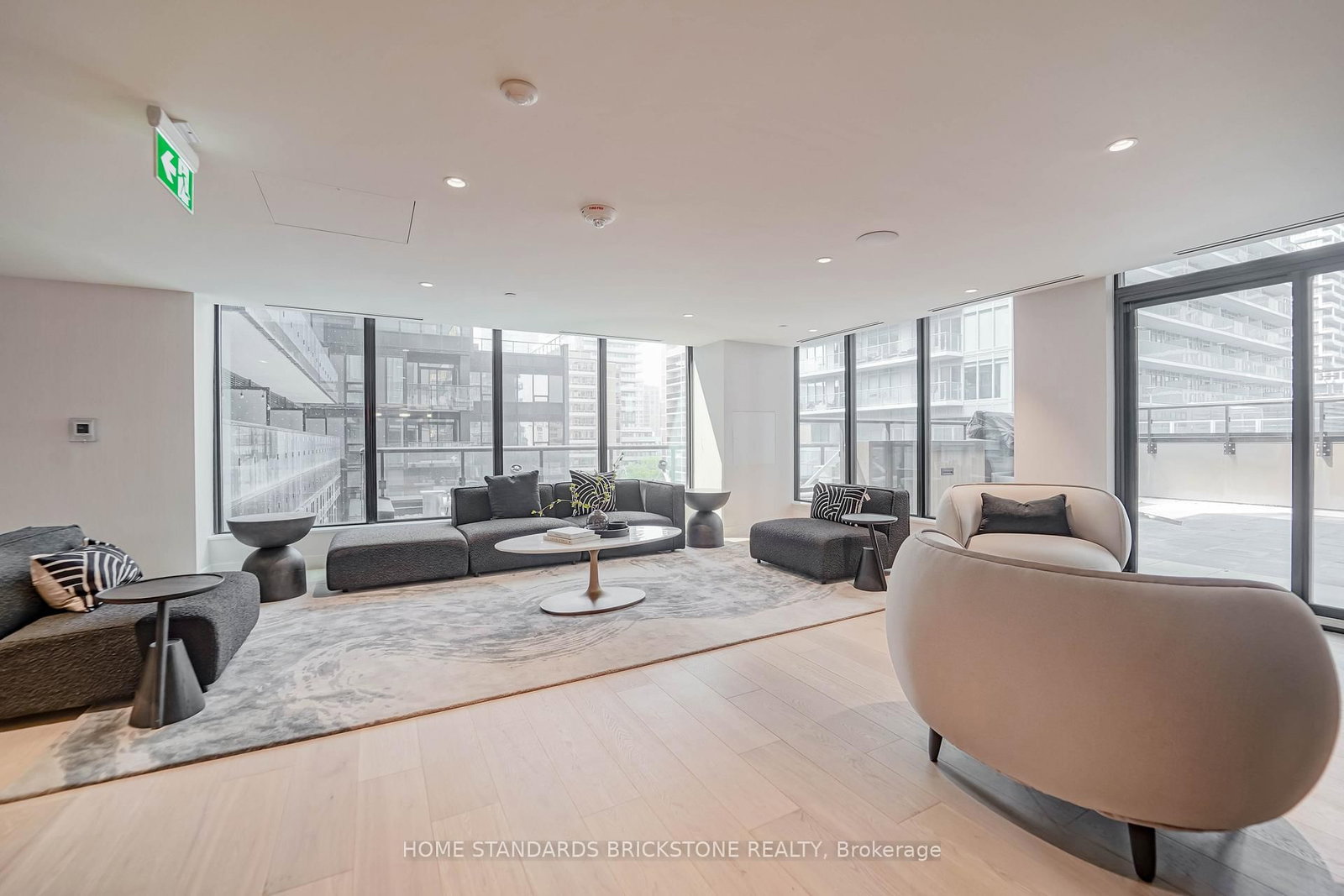 117 Broadway Avenue, Unit 1705 - Photo 7