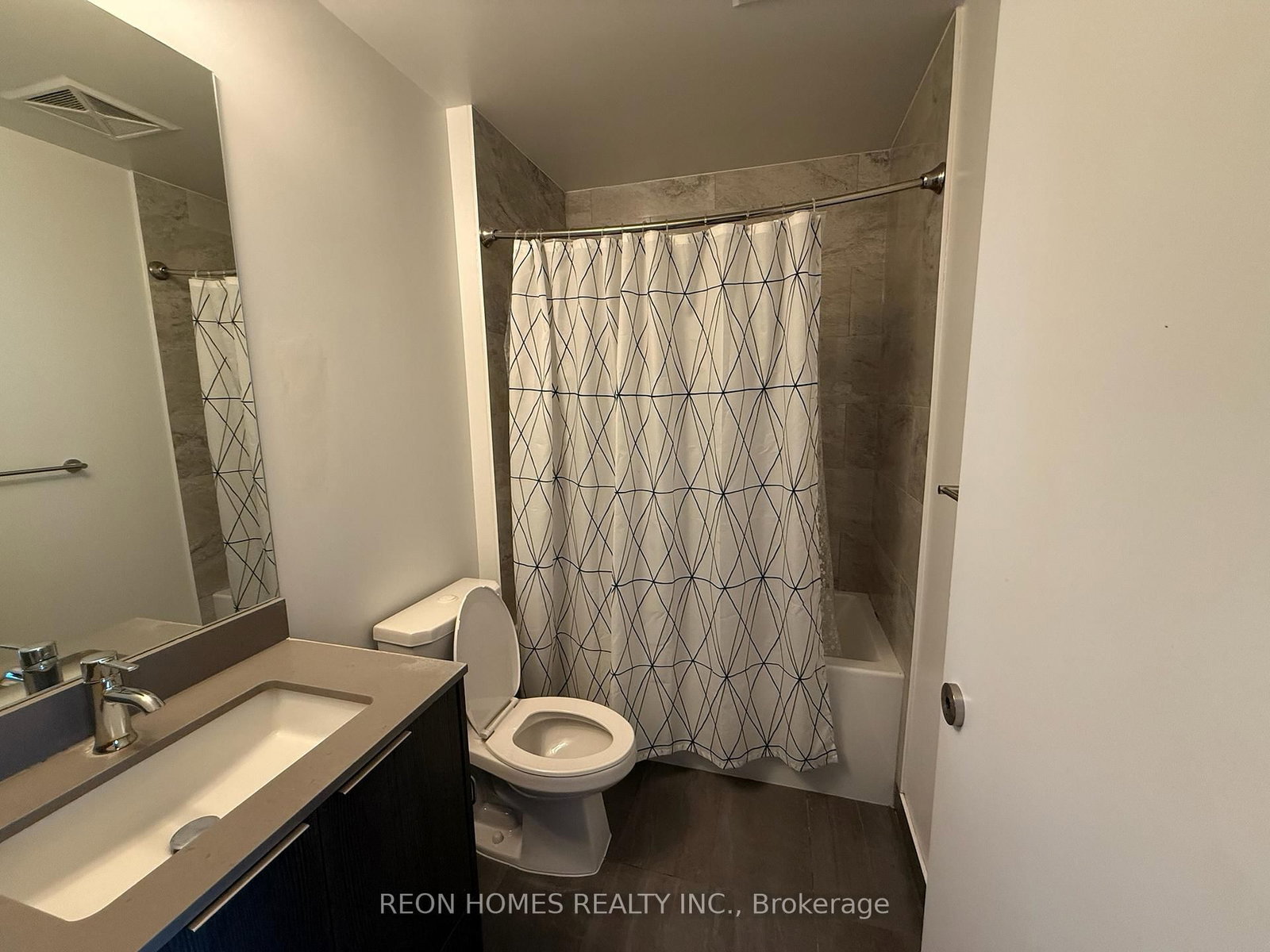 32 Forest Manor Road, Unit 1401 - Photo 6