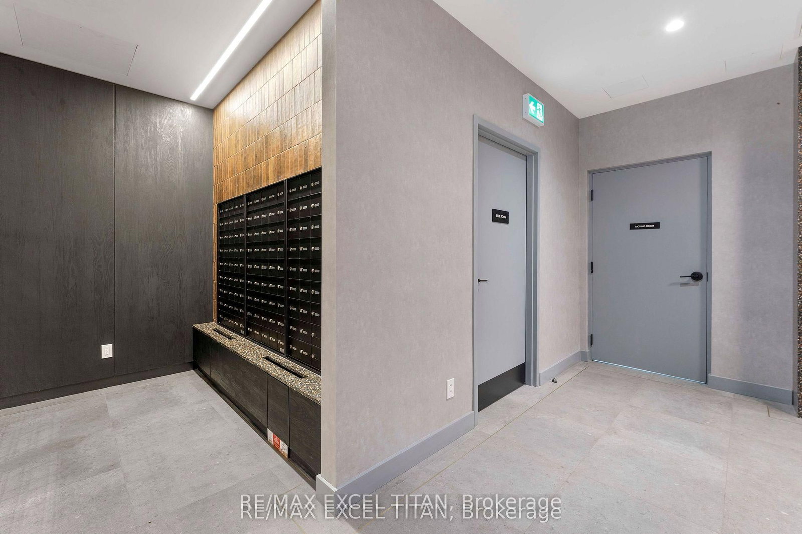 5 Lakeview Avenue, Unit 703 - Photo 40