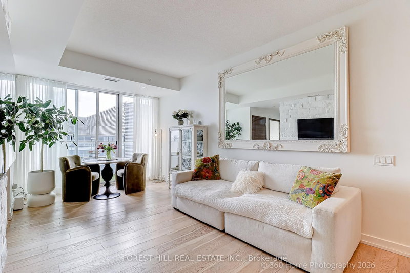 1215 - 17 Bathurst St, Toronto, M5V 0N1 | Image 3