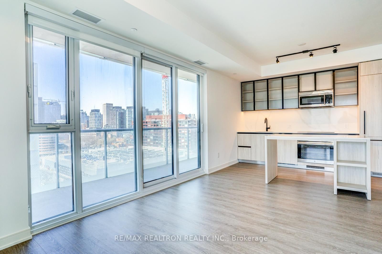 425 Front Street E, Unit 1213 - Photo 9