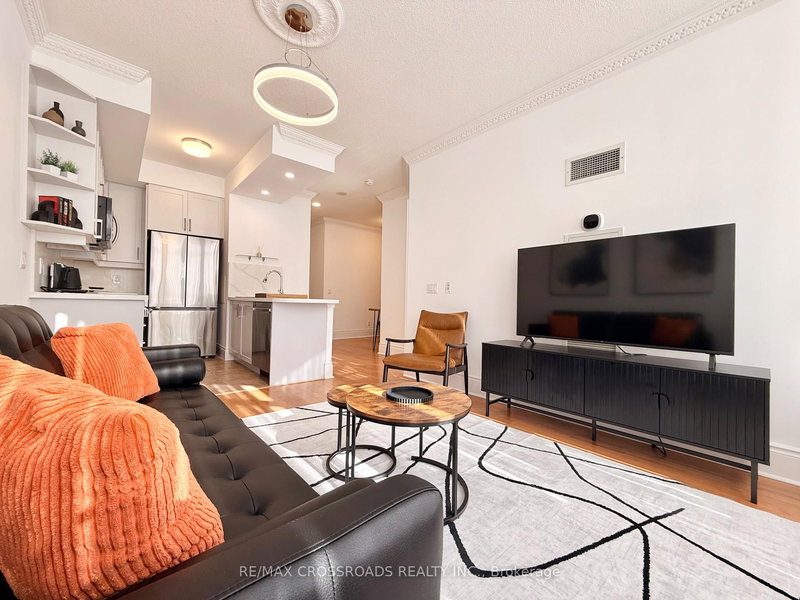 314 - 10 Northtown Way, Toronto, M2N 7L4 | Image 3