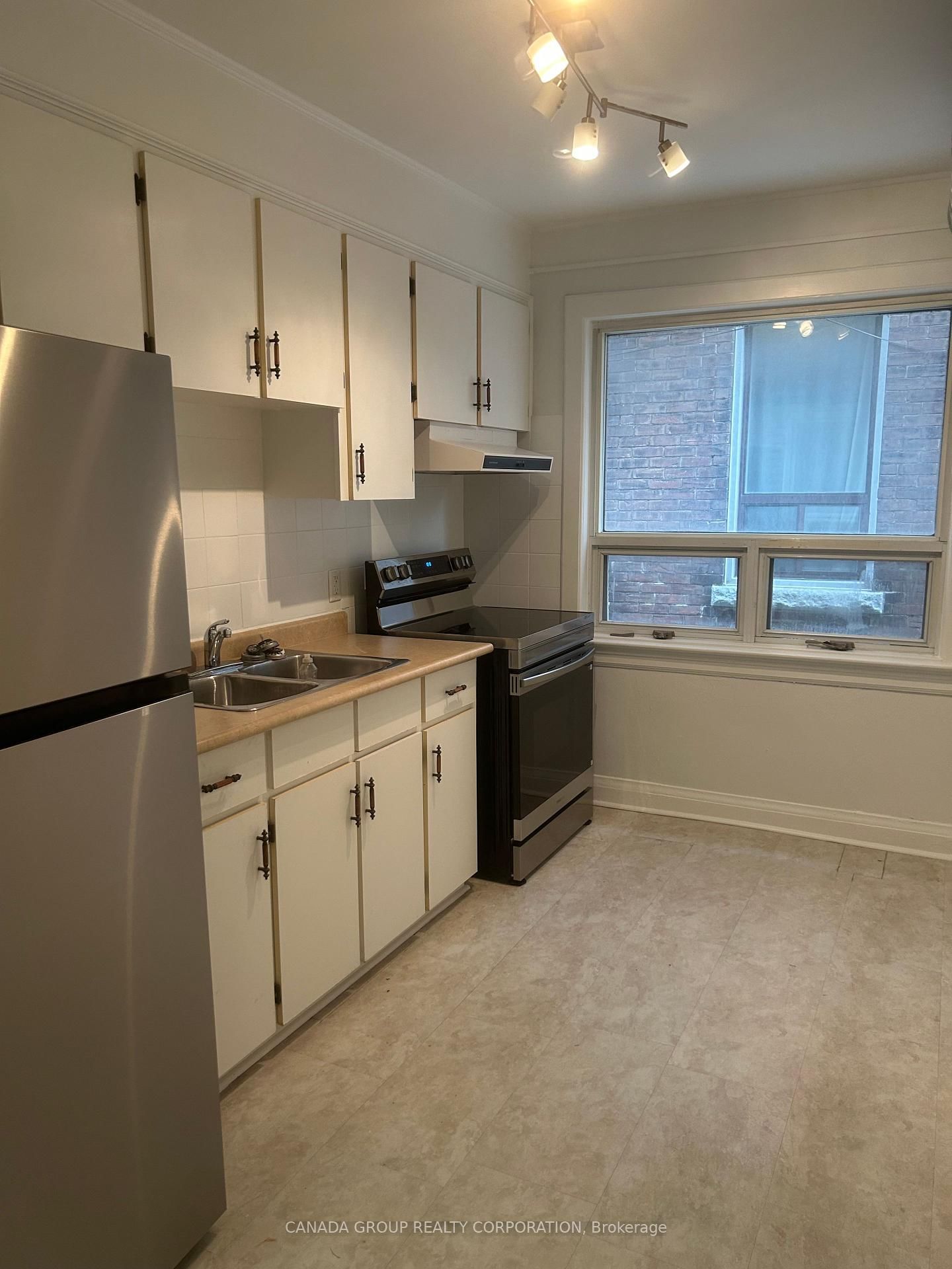 18 Delaware Avenue, Unit #5 - Photo 13