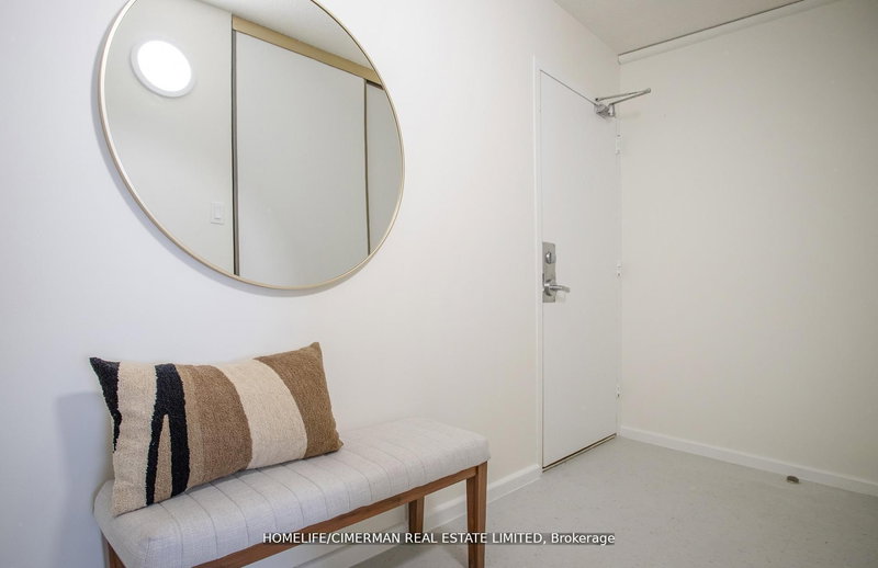 1702 - 715 Don Mills Rd, Toronto, M3C 1S5 | Image 2