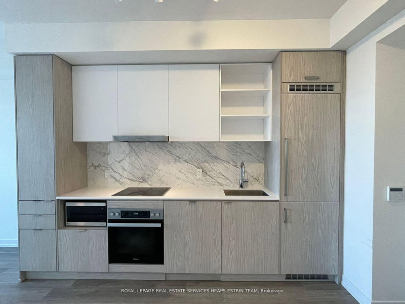 6606 - 55 Cooper St, Toronto, M5E 0G1 | Image 3