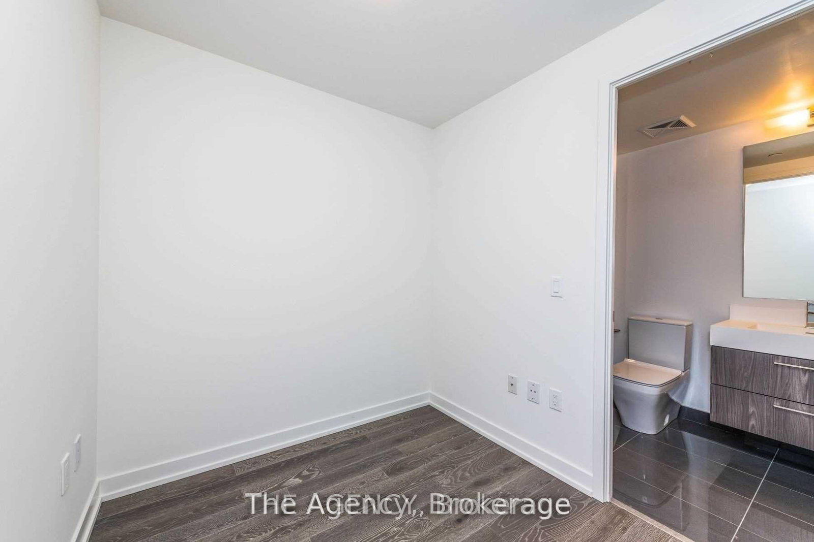 1 Yorkville Avenue, Unit 3412 - Photo 12