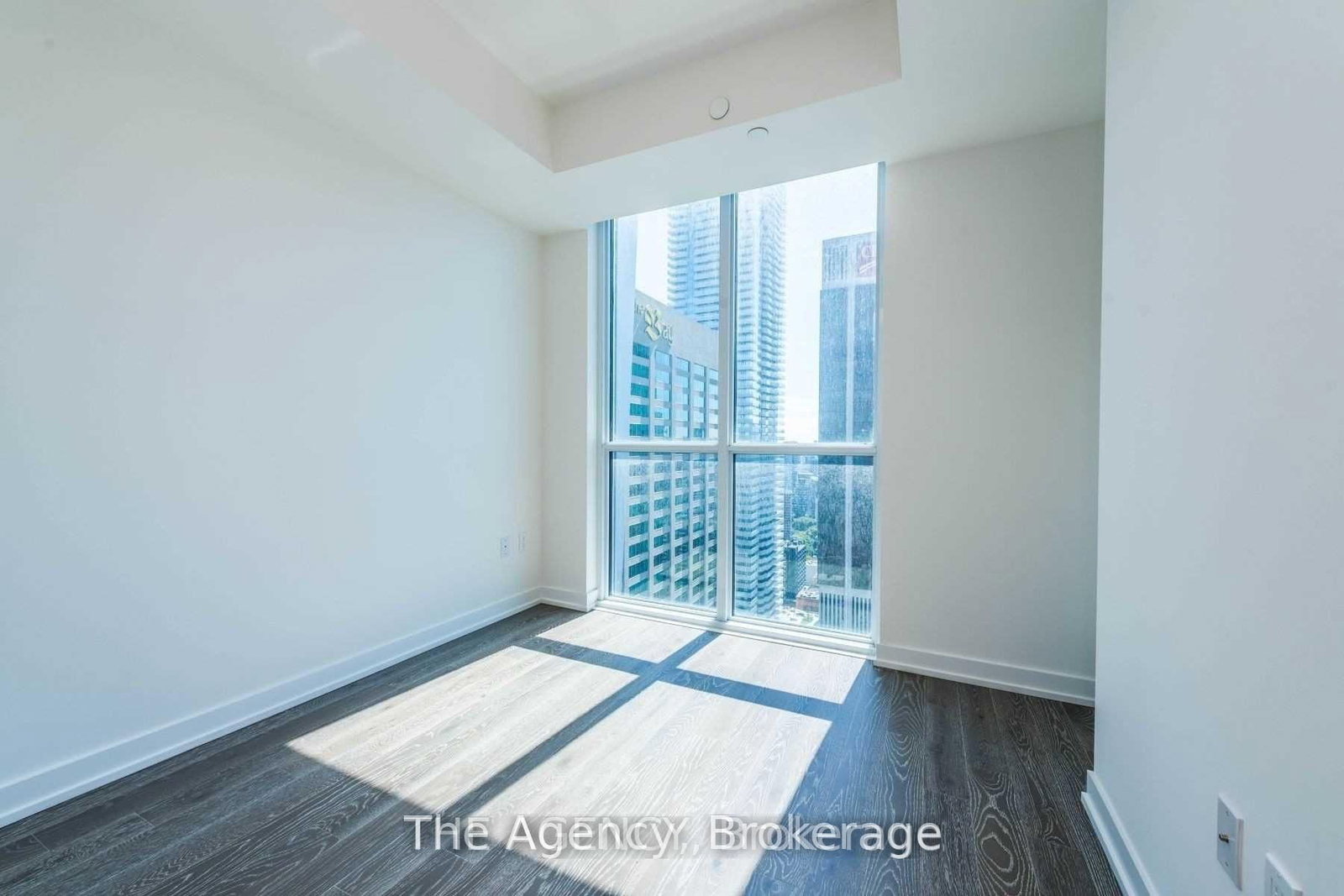 1 Yorkville Avenue, Unit 3412 - Photo 21