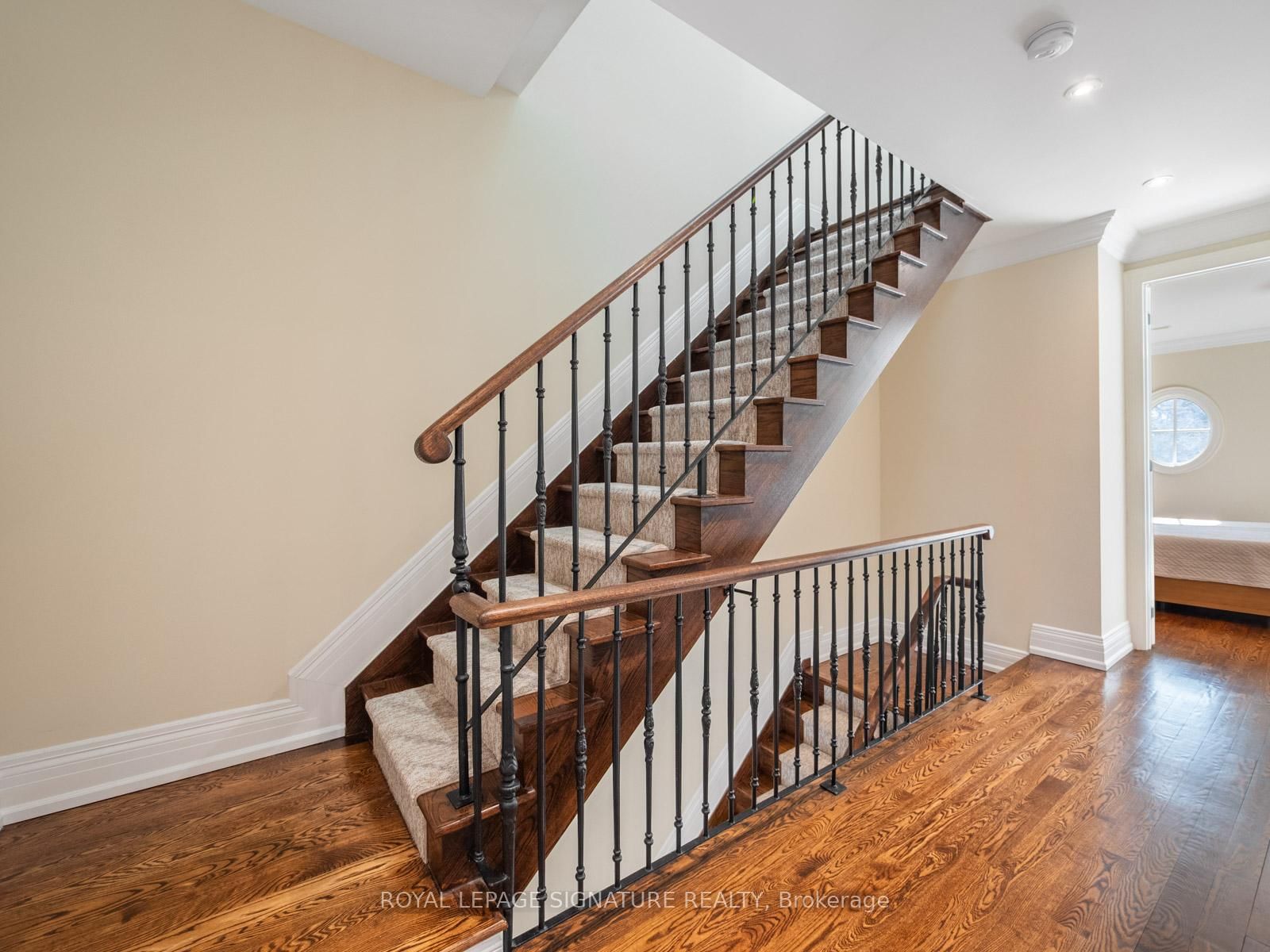 3002 Bayview Avenue - Photo 32