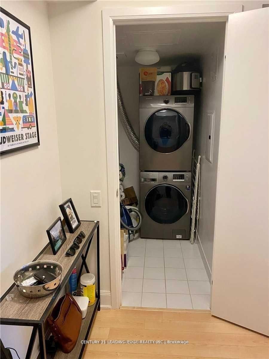 2191 Yonge Street, Unit 1207 - Photo 12