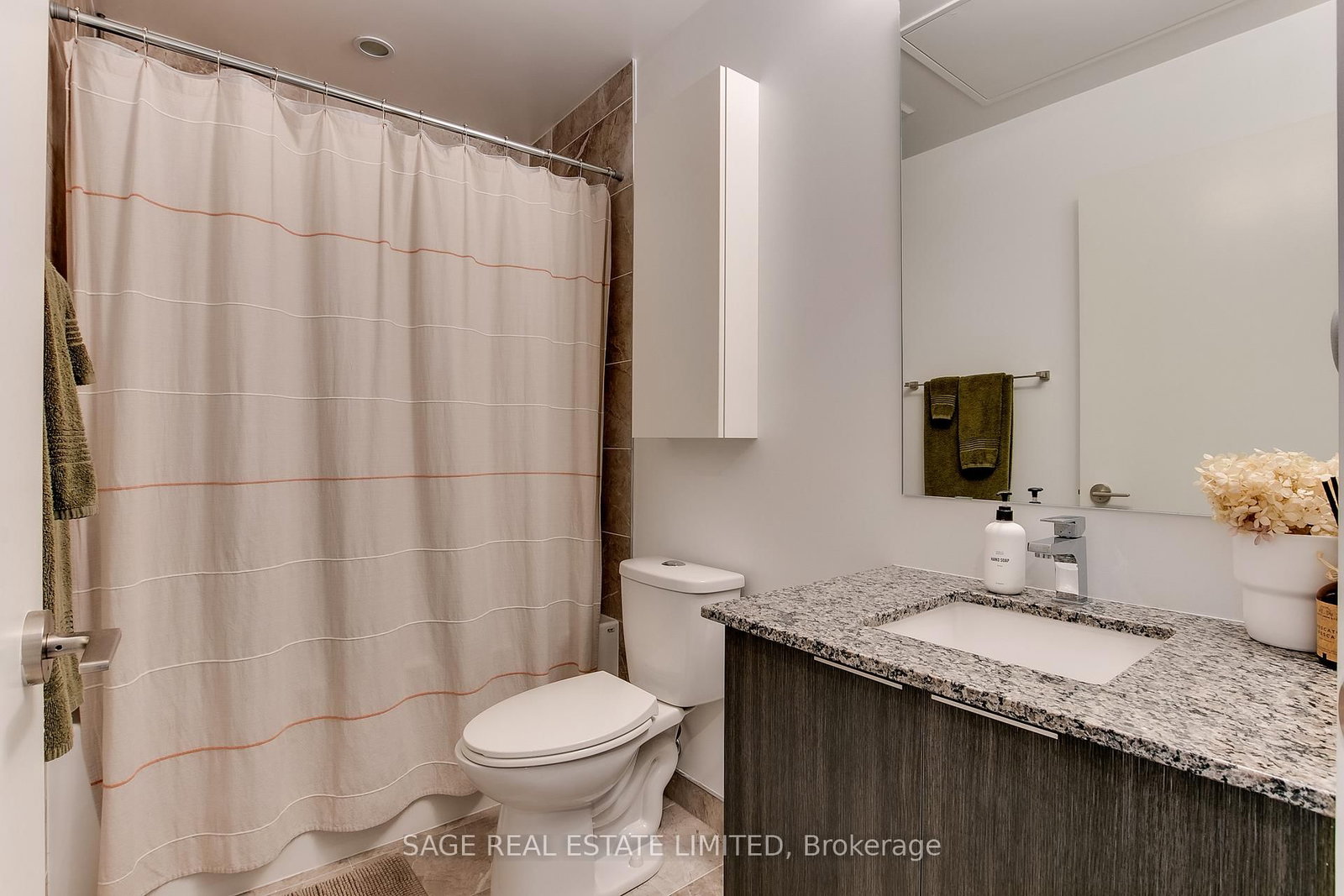 120 Parliament Street, Unit 1313 - Photo 15