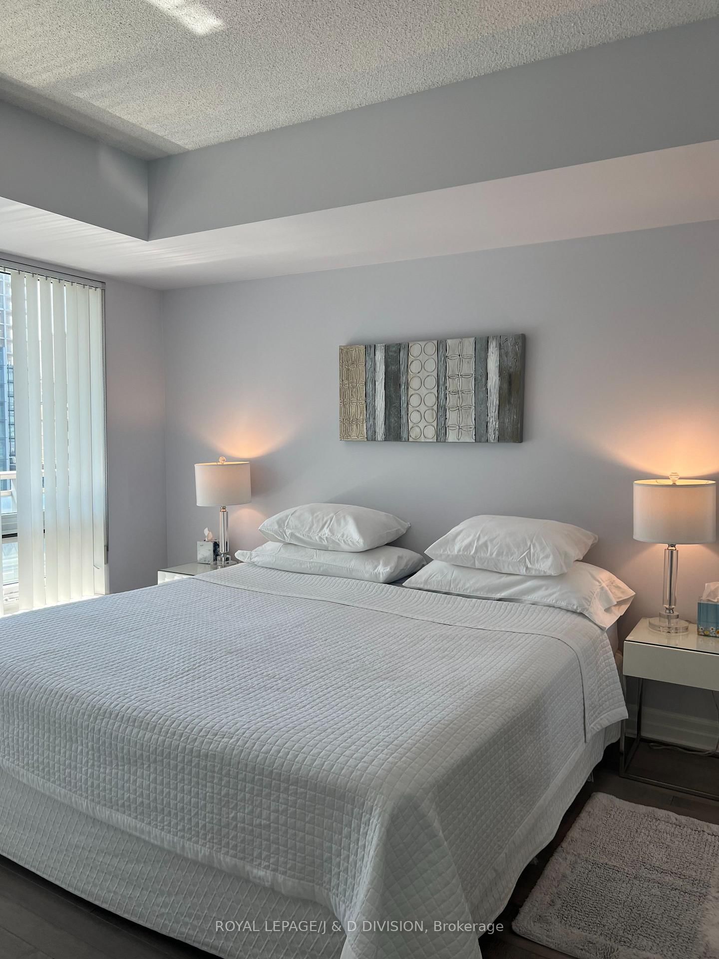 8 Scollard Street, Unit 1204 - Photo 5