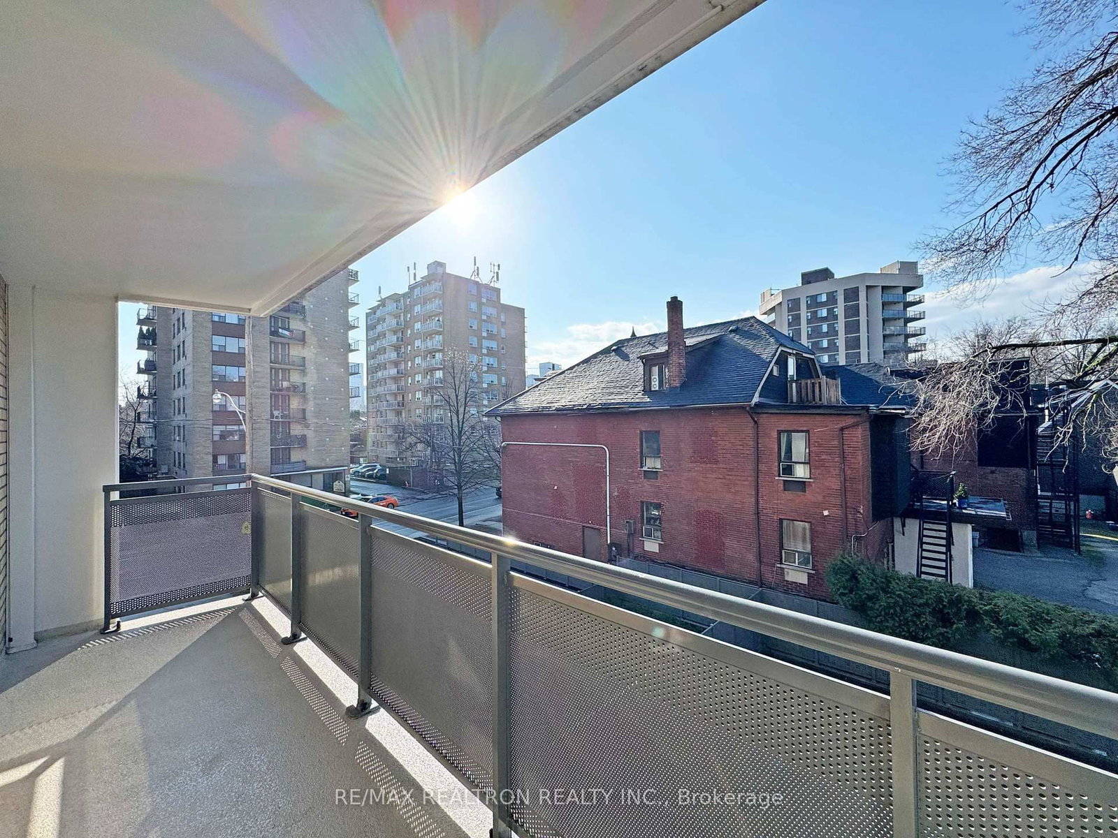 276 St George Street, Unit 301 - Photo 14