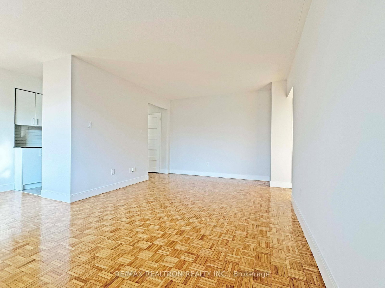 276 St George Street, Unit 301 - Photo 3