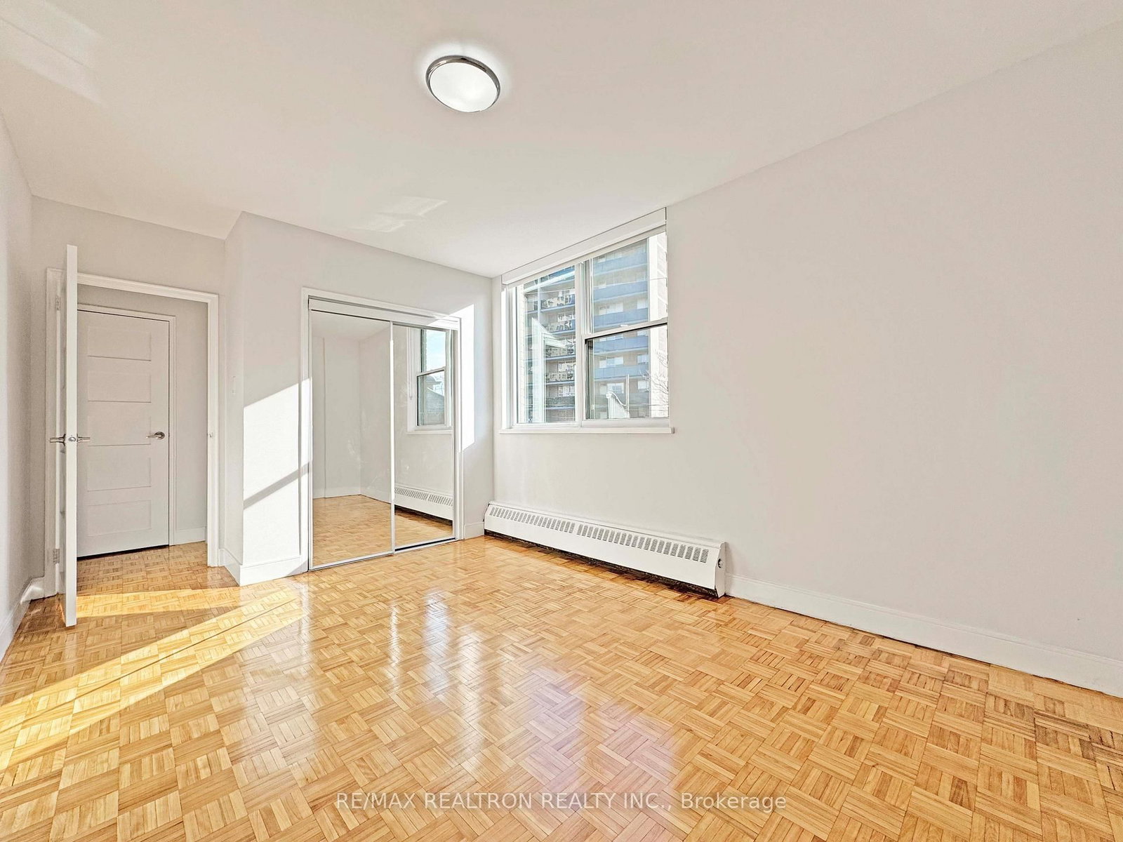 276 St George Street, Unit 301 - Photo 9