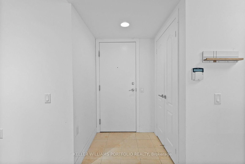 1102 - 21 Hillcrest Ave, Toronto, M2N 7K2 | Image 3