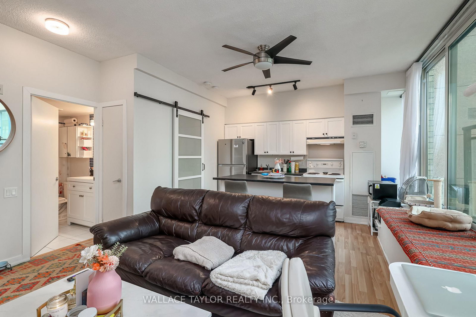 50 Camden Street, Unit 610 - Photo 11