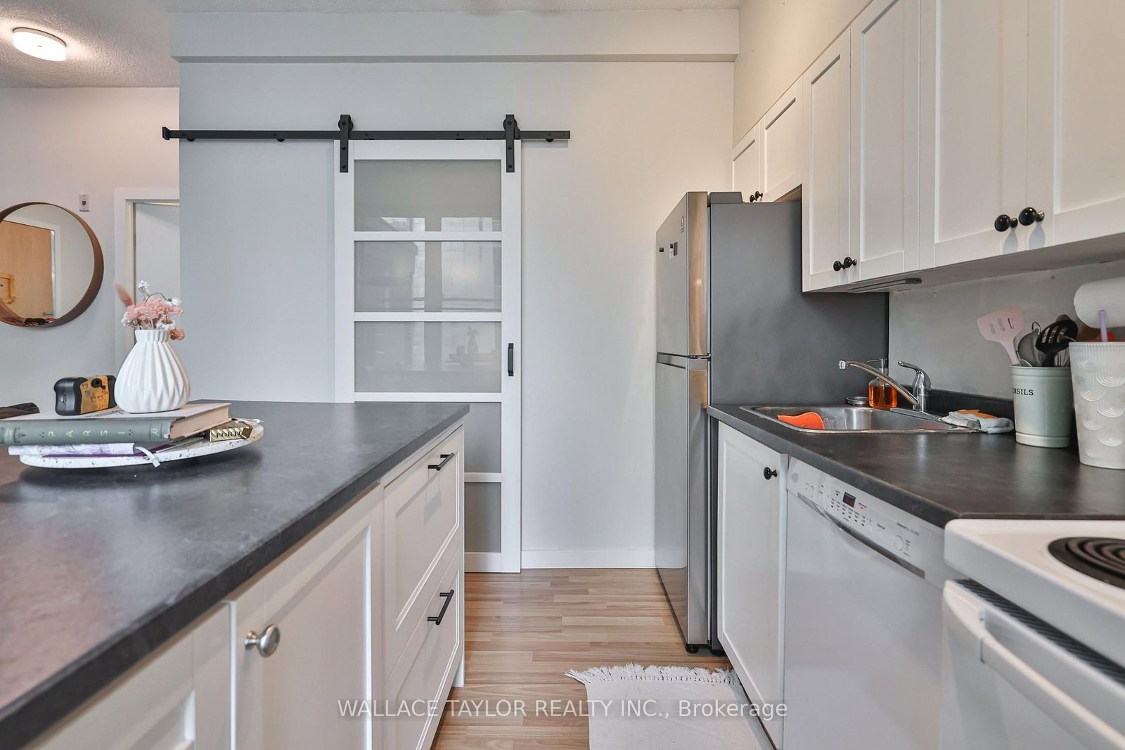 50 Camden Street, Unit 610 - Photo 12
