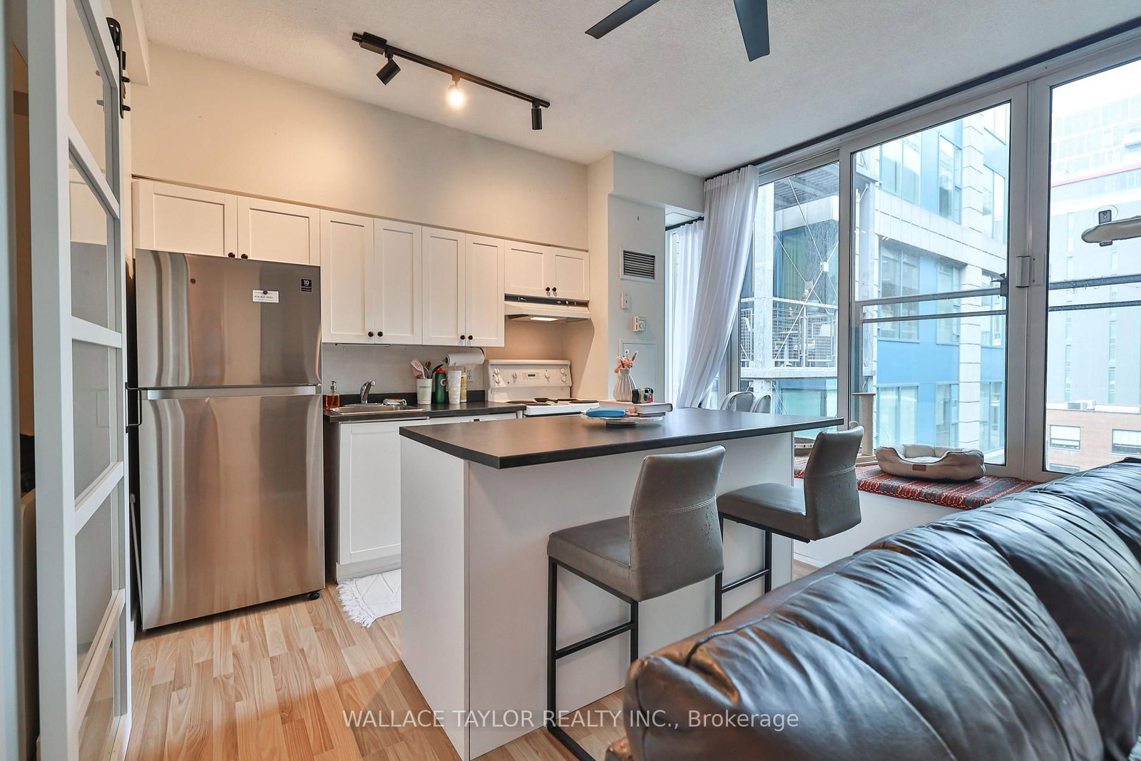 50 Camden Street, Unit 610 - Photo 4