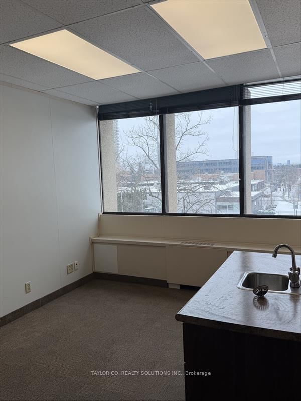 307 - 1 Valleybrook Dr, Toronto, M3B 2S7 | Image 3