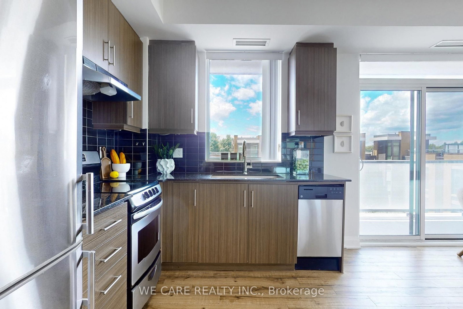 68 Canterbury Place, Unit 311 - Photo 10