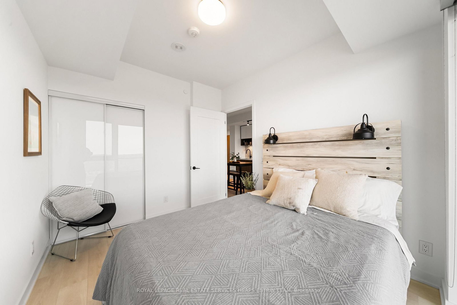 5 Defries Street, Unit 2413 - Photo 8