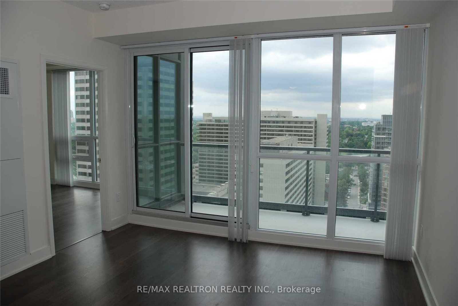 30 Roehampton Avenue, Unit 2303 - Photo 4