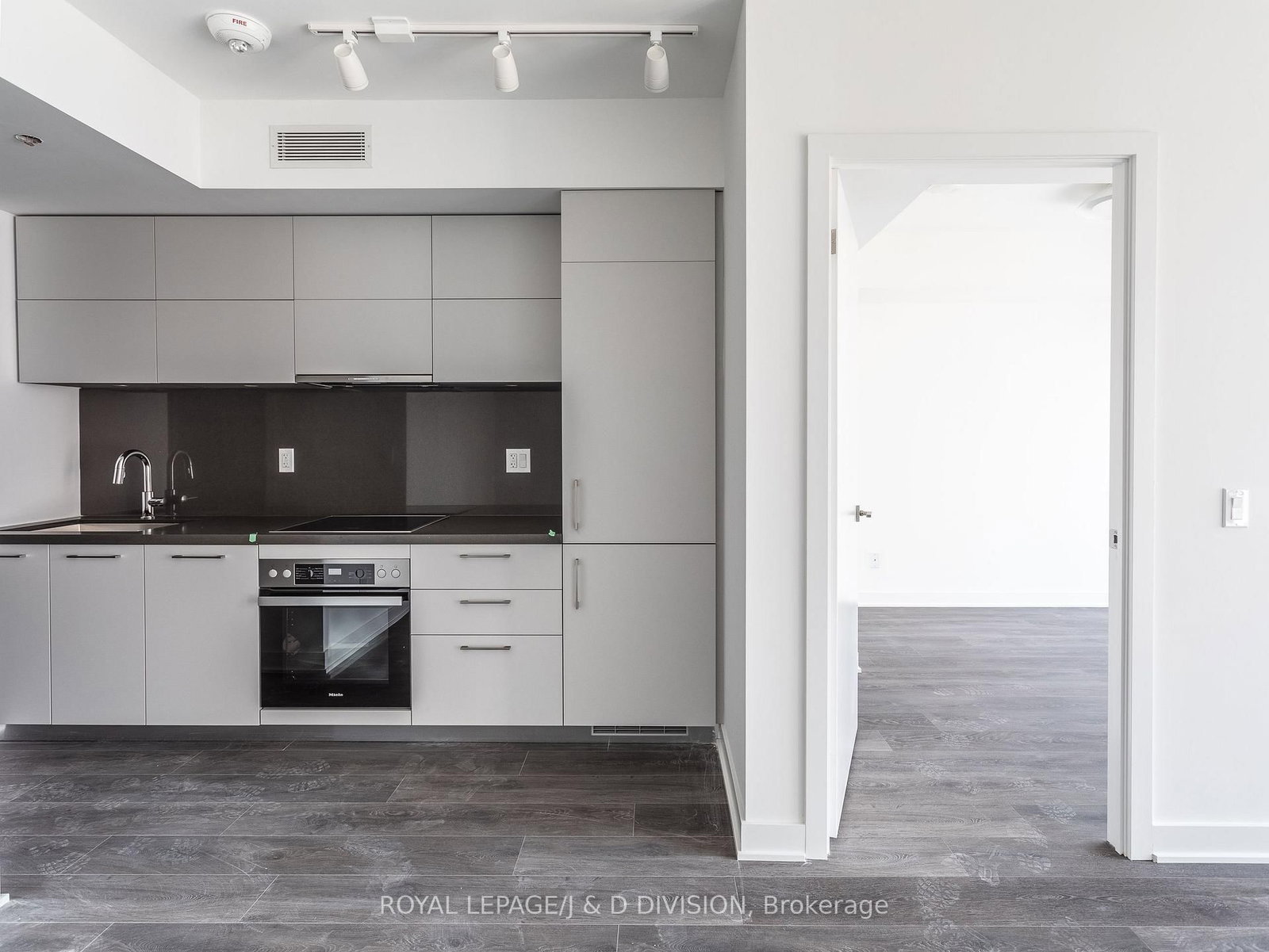 188 Cumberland Street, Unit 911 - Photo 5