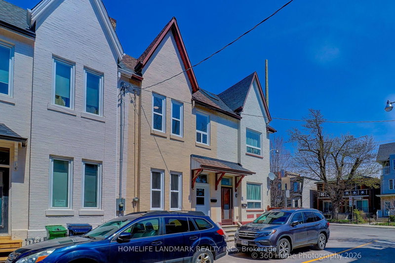 4 Andrews Ave, Toronto, M6J 1S3 | Image 3