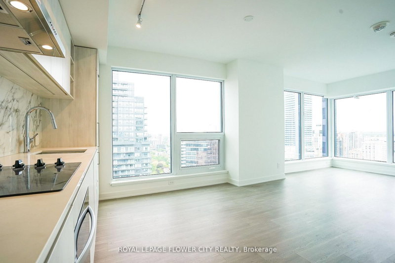 3903 - 8 Wellesley St W, Toronto, M4Y 0J5 | Image 3