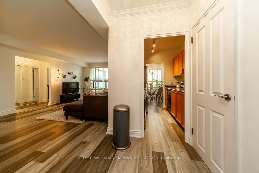 740 Eglinton Avenue W, Unit 205 - Photo 6